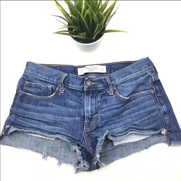 Abercrombie & Fitch Shorts - Picture 1 of 1